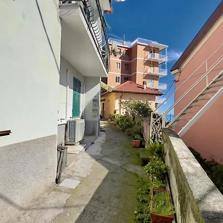 Ca' Celeste Apartment Cogoleto
